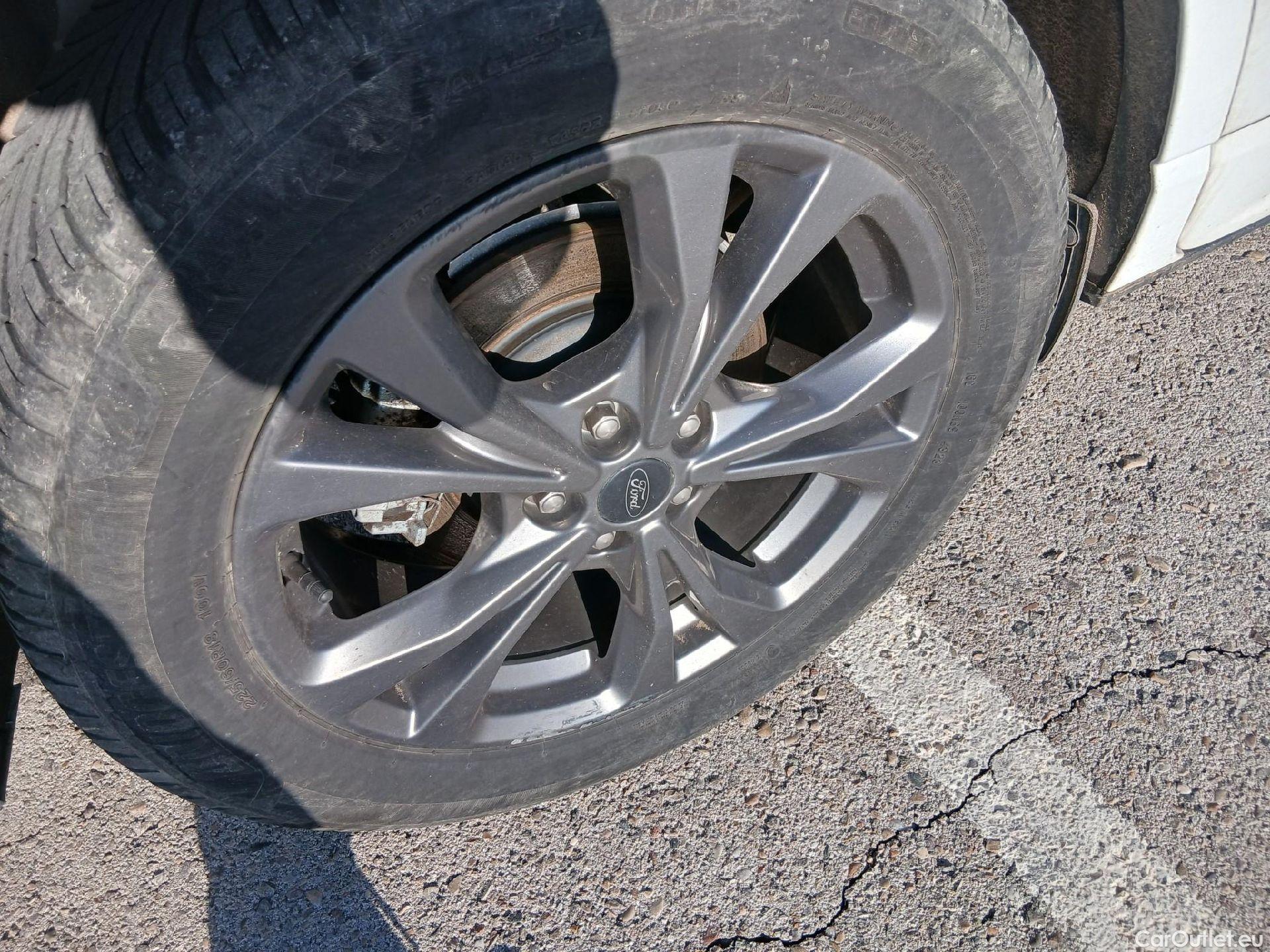  Ford  Kuga  Hybrid ST-Line 2.5 190CV ATV E6d #6