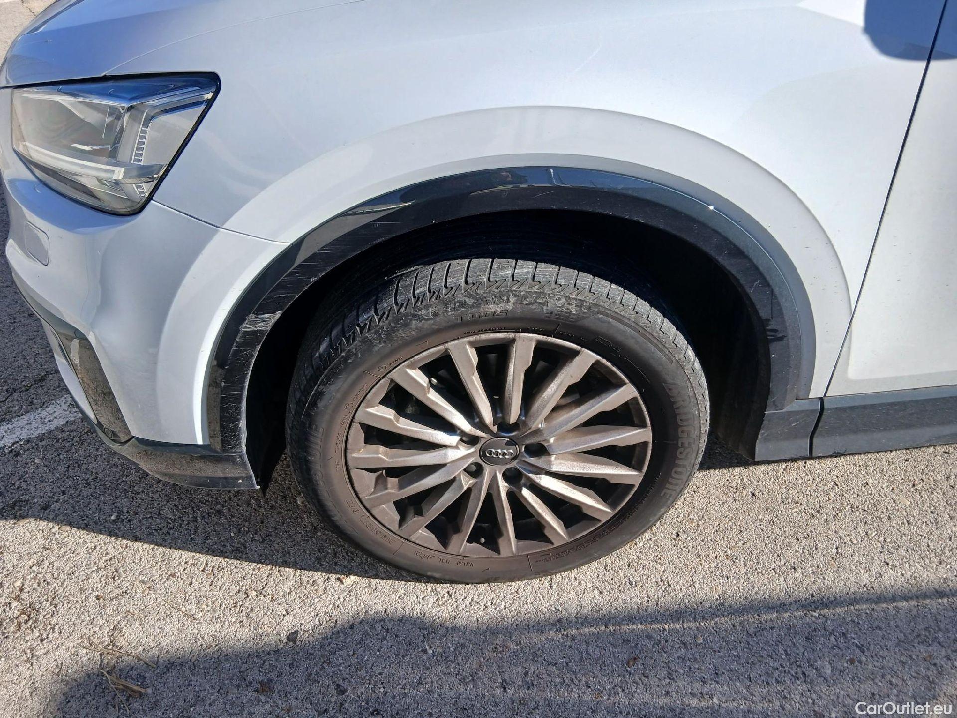  Audi  Q2 AUDI  / 2016 / 5P / todoterreno Design 30 TFSI 85kW (116CV) (AC) #5