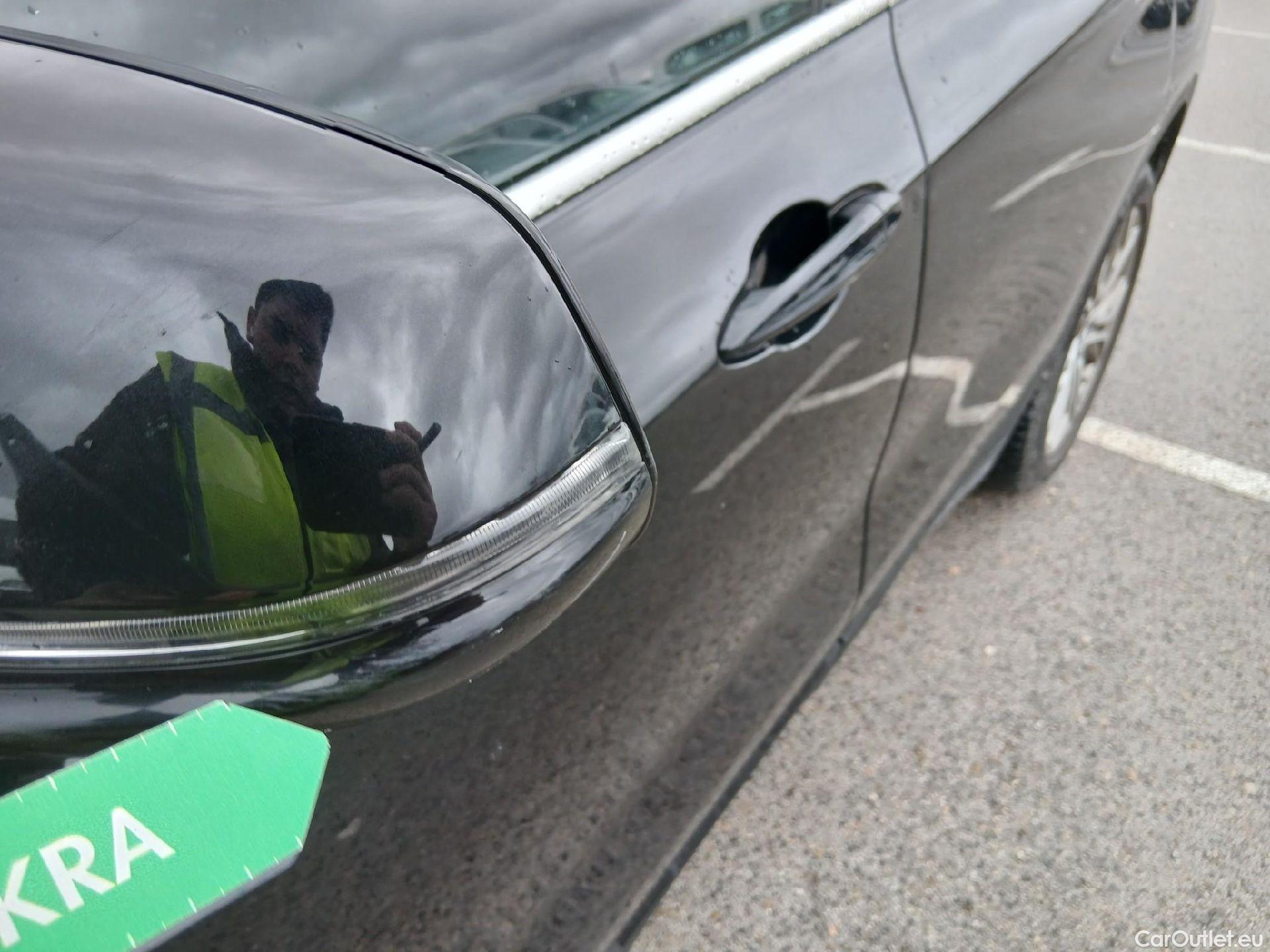  Bmw  X2 BMW  sDrive18i (CX3) #14