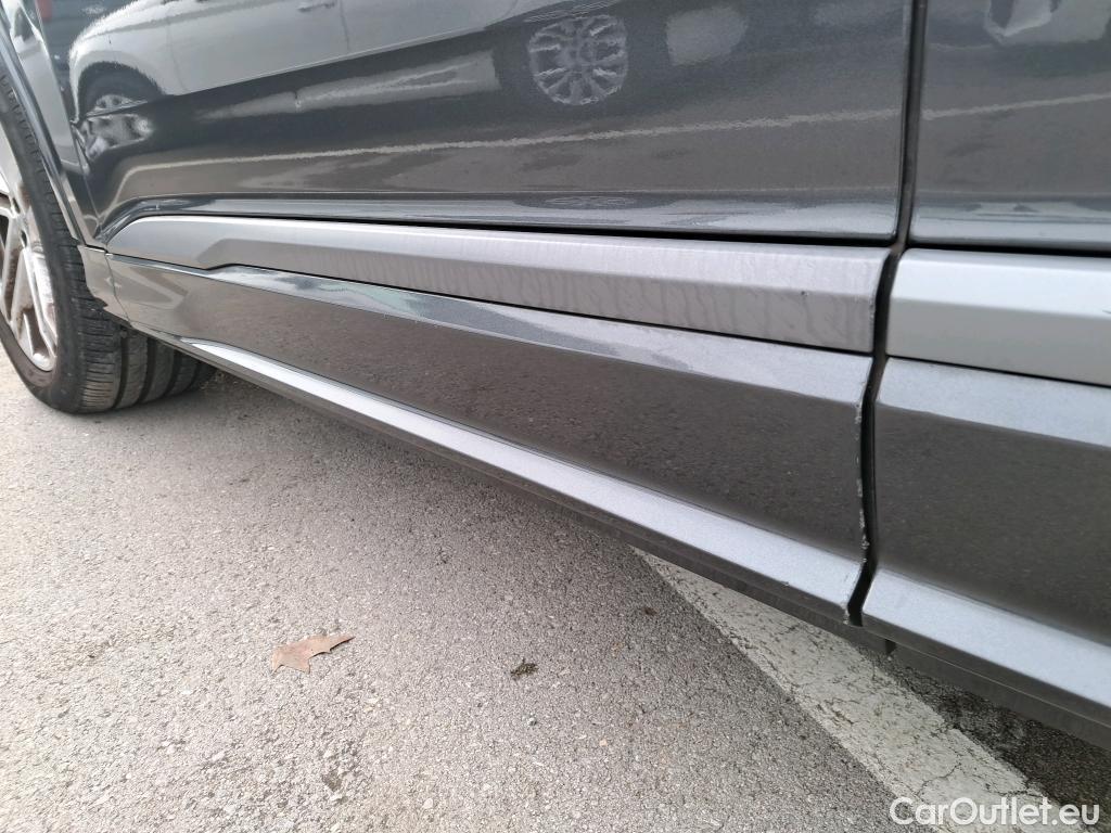  Audi  Q7 AUDI  / 2019 / 5P / todoterreno S line 55 TFSIe 280kW(381CV) quattro tip #45