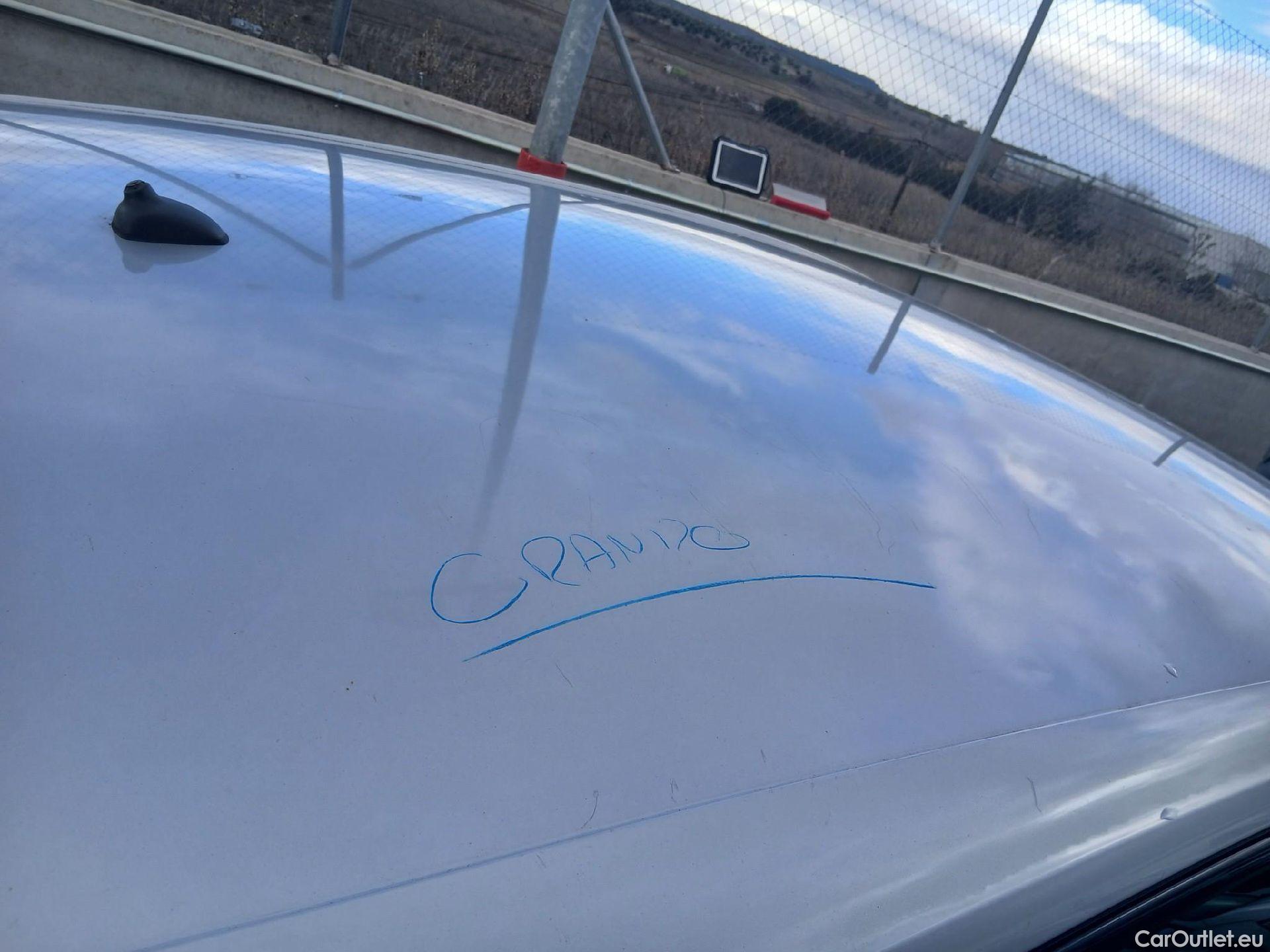  Opel  Astra OPEL  / 2019 / 5P / berlina con portón 1.2T SHL 81kW (110CV) GS Line #26