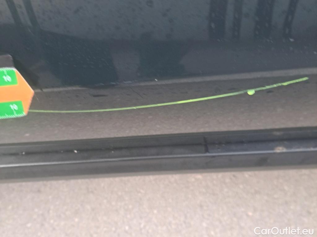  KIA  Sportage KIA  1.6MHEV Drive 100kW(136CV) 4x2(Crist Tintados)(CX) #19