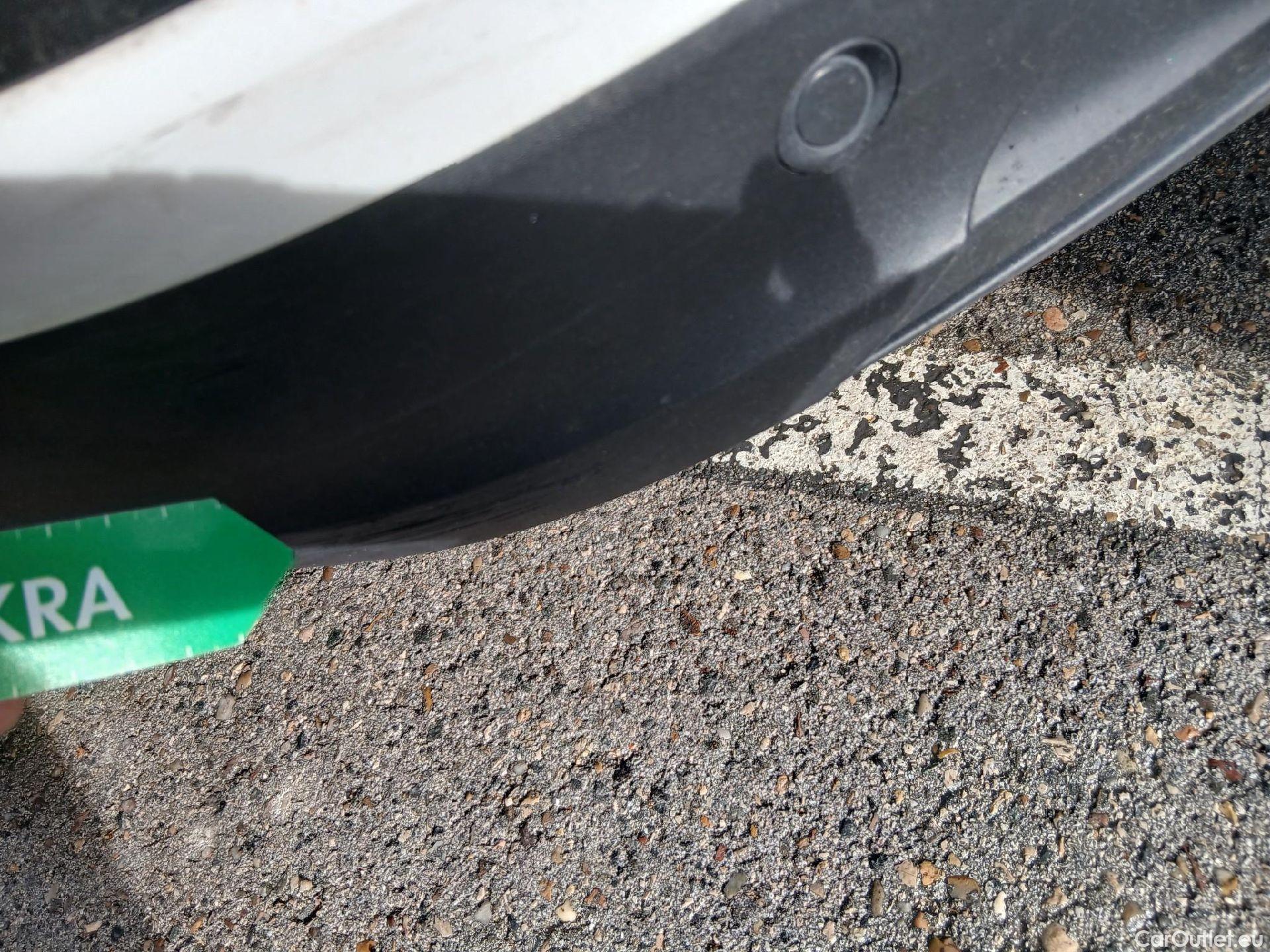  Opel   Grandland X OPEL Grandland / 2021 / 5P / todoterreno  1.5 CDTi Business Edition Auto #22