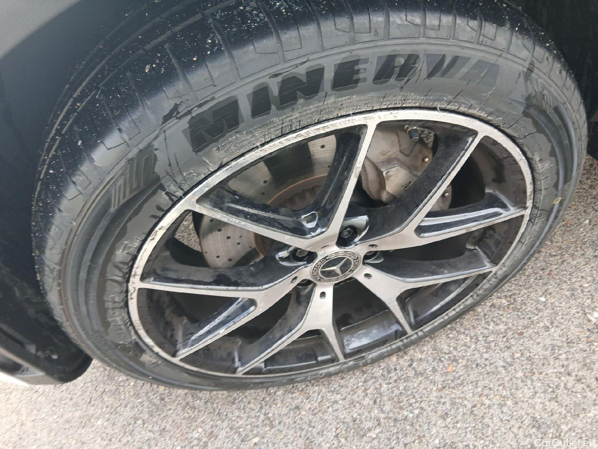  Mercedes  G-Klasee Clase GLC GLC 300 de 4Matic (253.311)AMG 2.0 305CV AT9 E6d #17