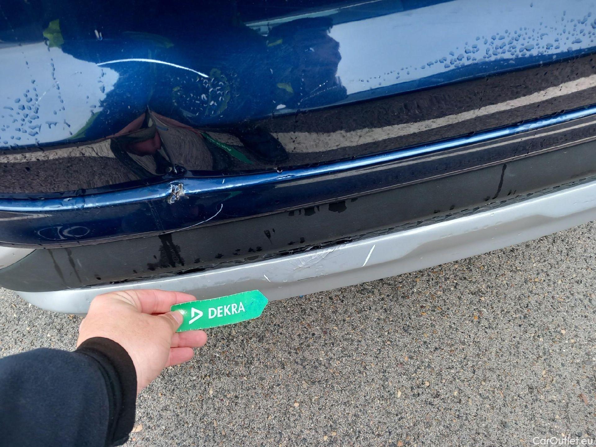  Hyundai  Santa Fe HYUNDAI  / 2018 / 5P / todoterreno 2.2 CRDi Tecno Auto 4x2 SR #23