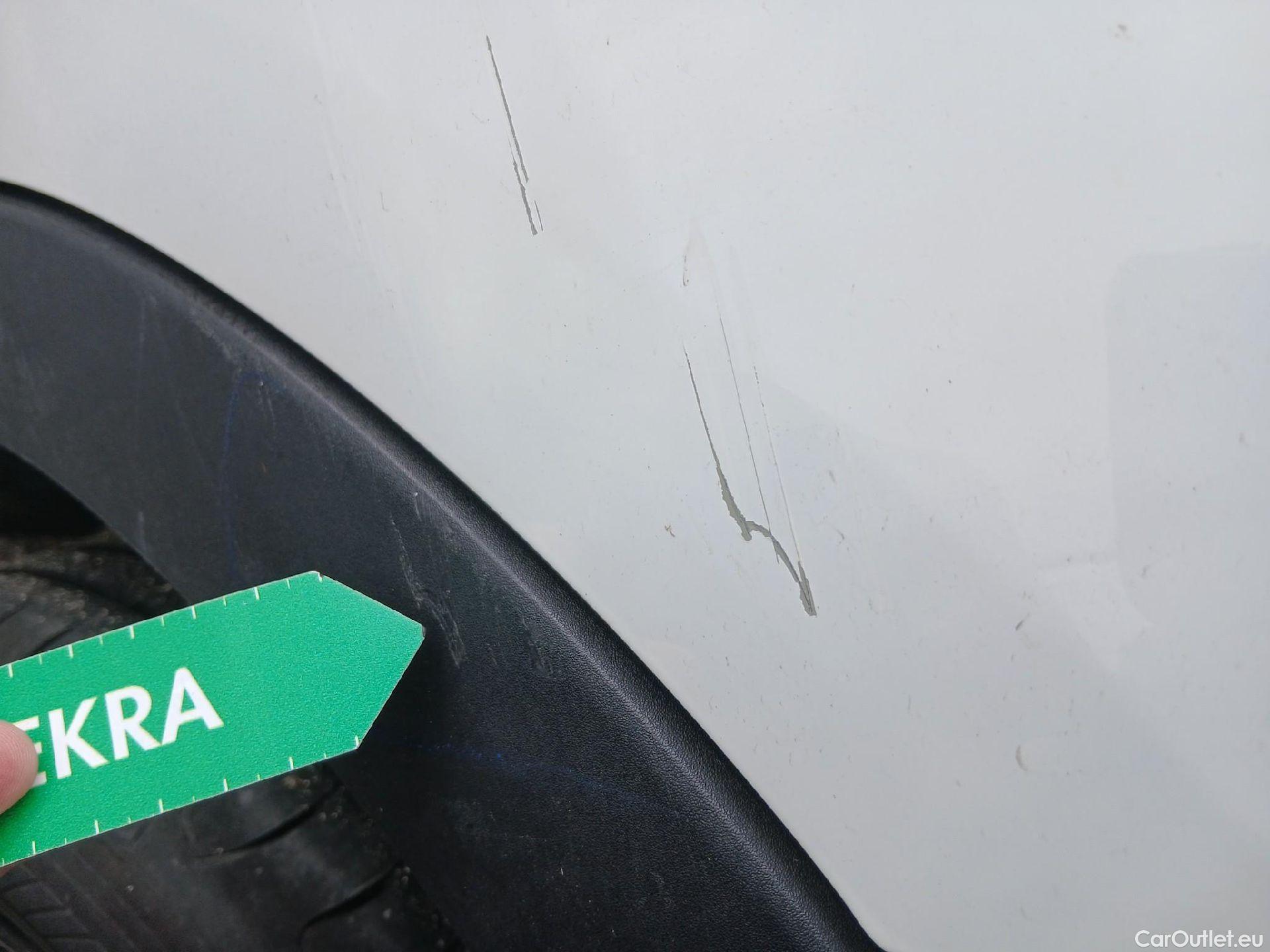  Opel   Grandland X OPEL Grandland / 2021 / 5P / todoterreno  1.5 CDTi Business Edition Auto #29