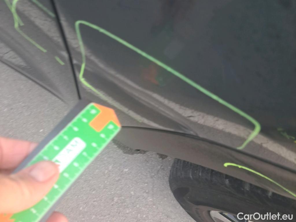  KIA  Sportage KIA  1.6MHEV Drive 100kW(136CV) 4x2(Crist Tintados)(CX) #2