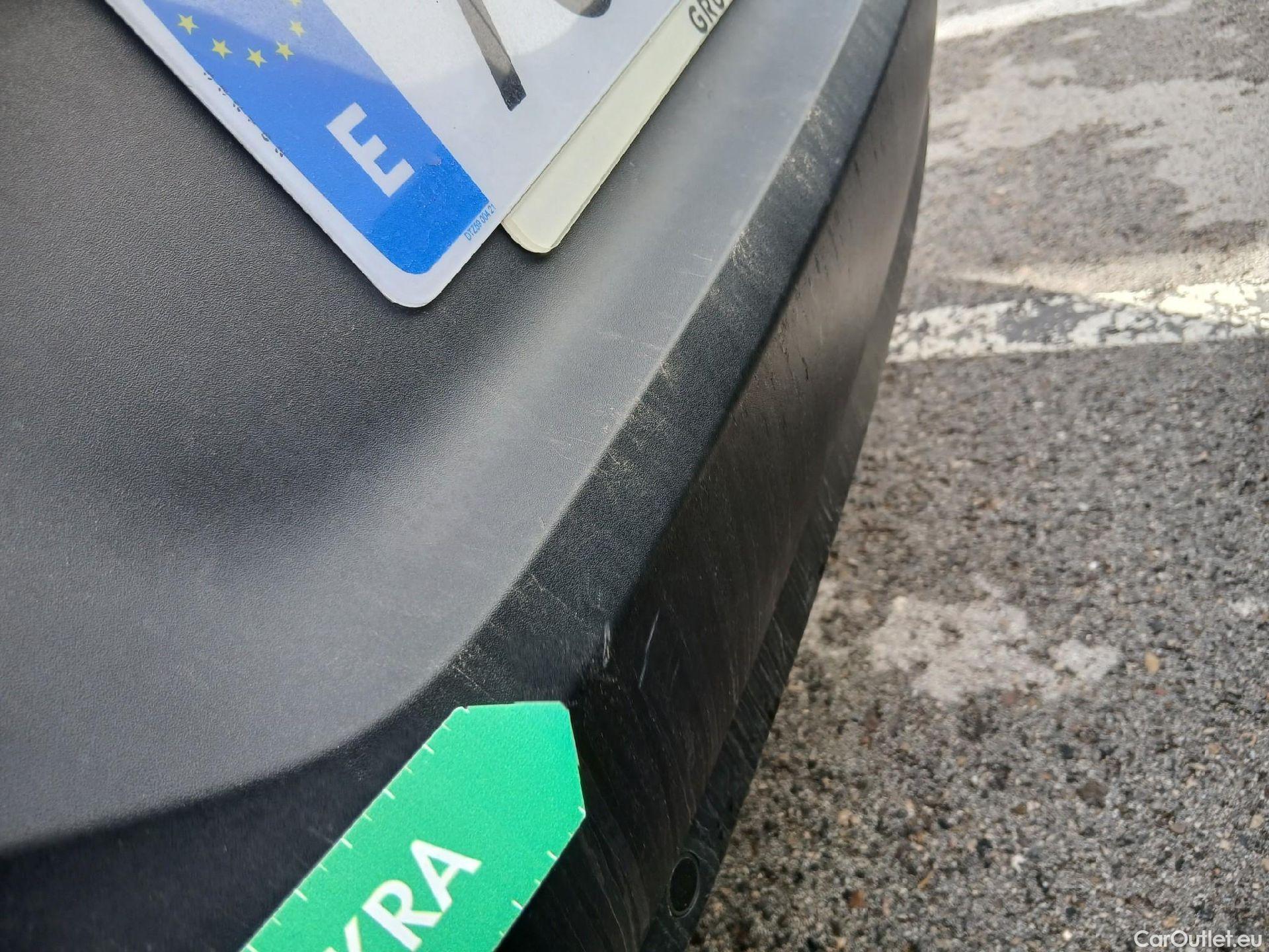  Opel   Grandland X OPEL Grandland / 2021 / 5P / todoterreno  1.5 CDTi Business Edition Auto #30