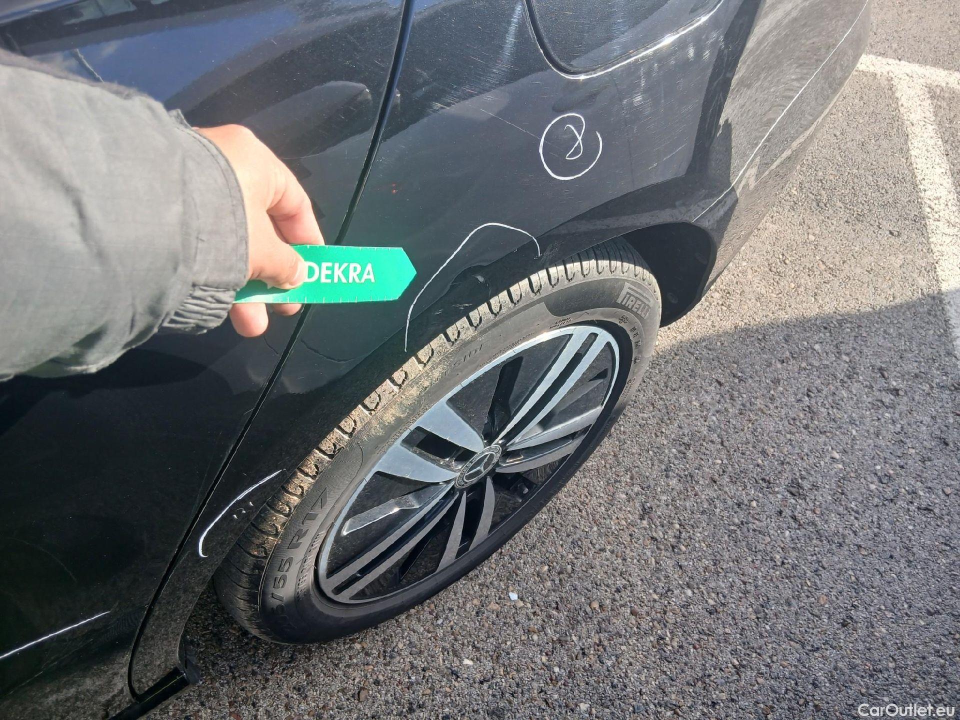  Mercedes  A-Klasse MERCEDES-BENZ Clase A / 2018 / 4P / sedán Sedán A 250 e #10