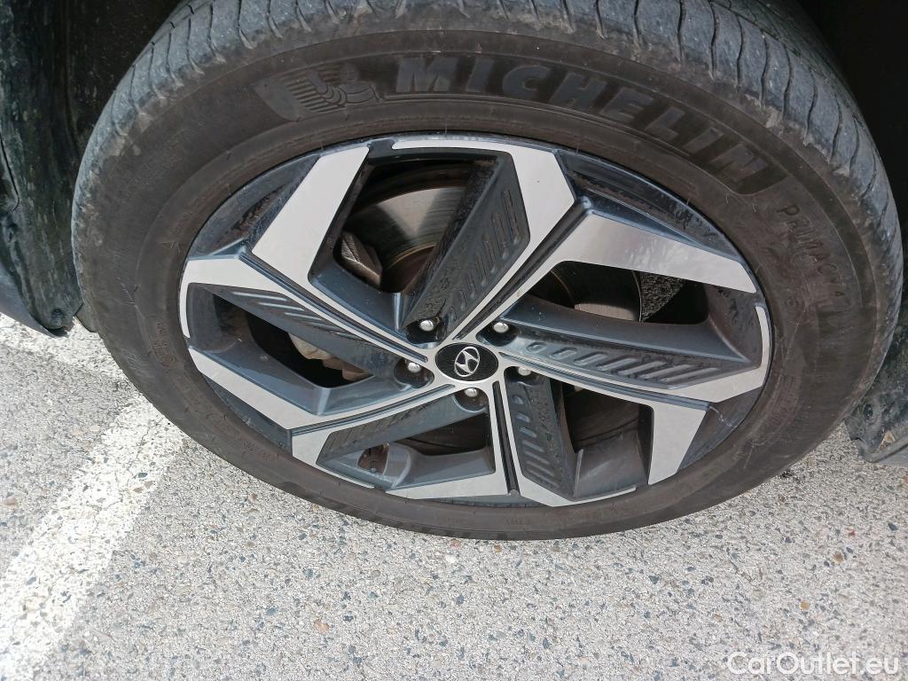  Hyundai  Tucson HYUNDAI  / 2020 / 5P / todoterreno 1.6 TGDI 169kW HEV Tecno Sky Auto #39