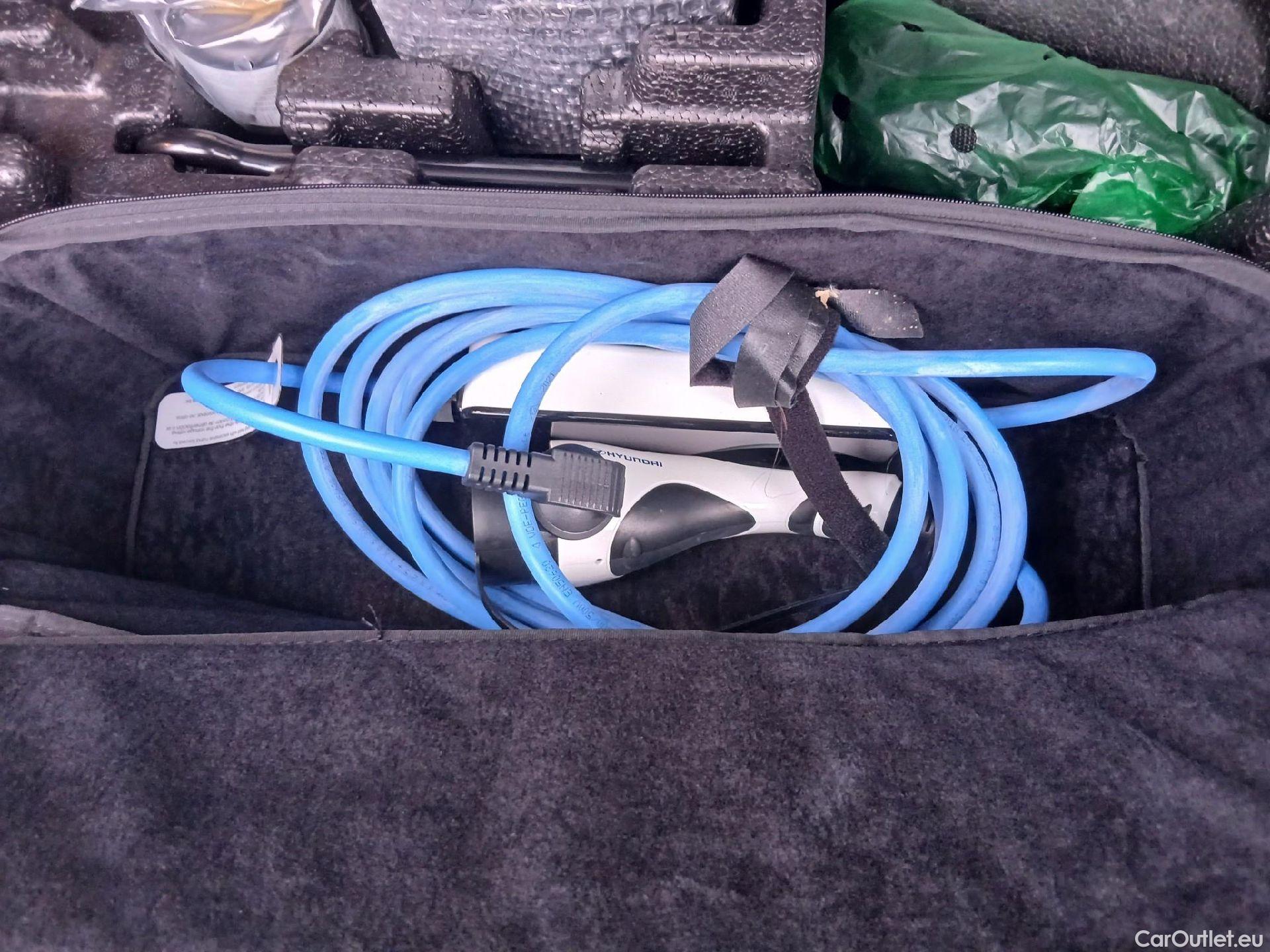  Hyundai  Konna HYUNDAI Kona / 2020 / 5P / todoterreno 100kW EV Maxx #2