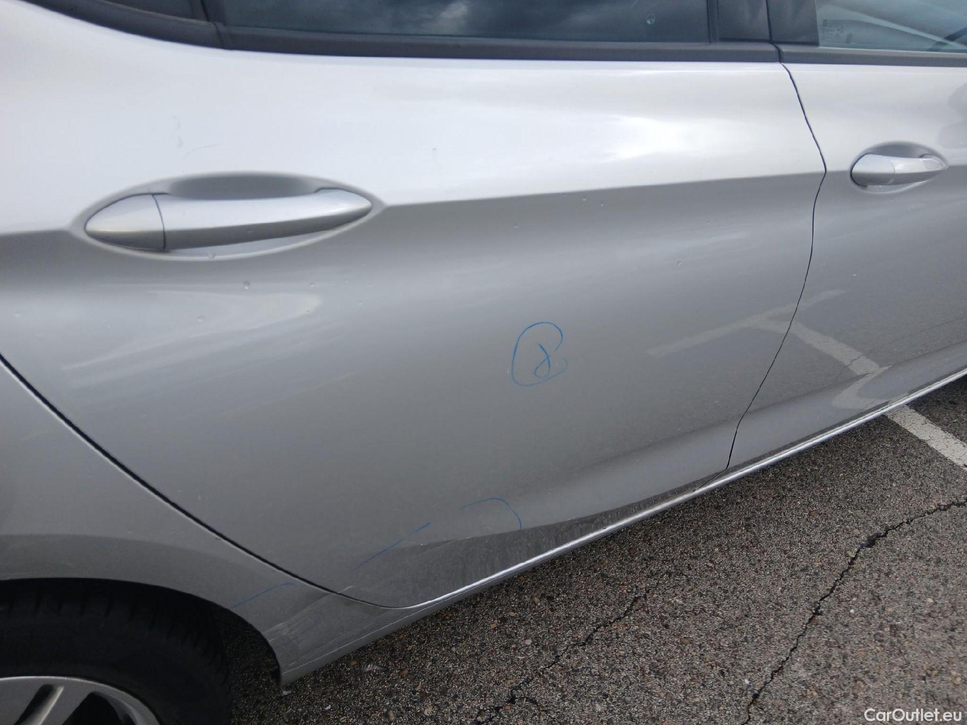  Opel  Astra OPEL  / 2019 / 5P / berlina con portón 1.2T SHL 81kW (110CV) GS Line #22