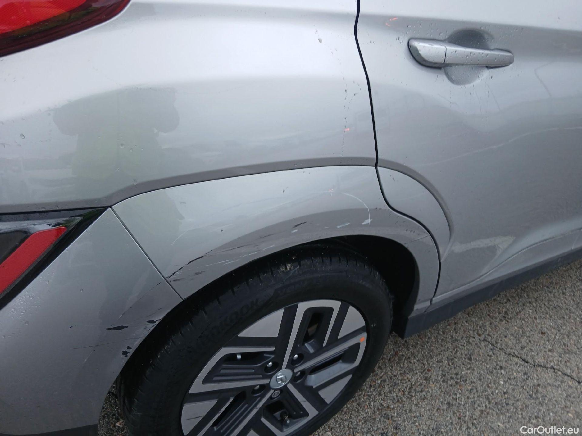  Hyundai  Konna HYUNDAI Kona / 2020 / 5P / todoterreno 100kW EV Maxx #37