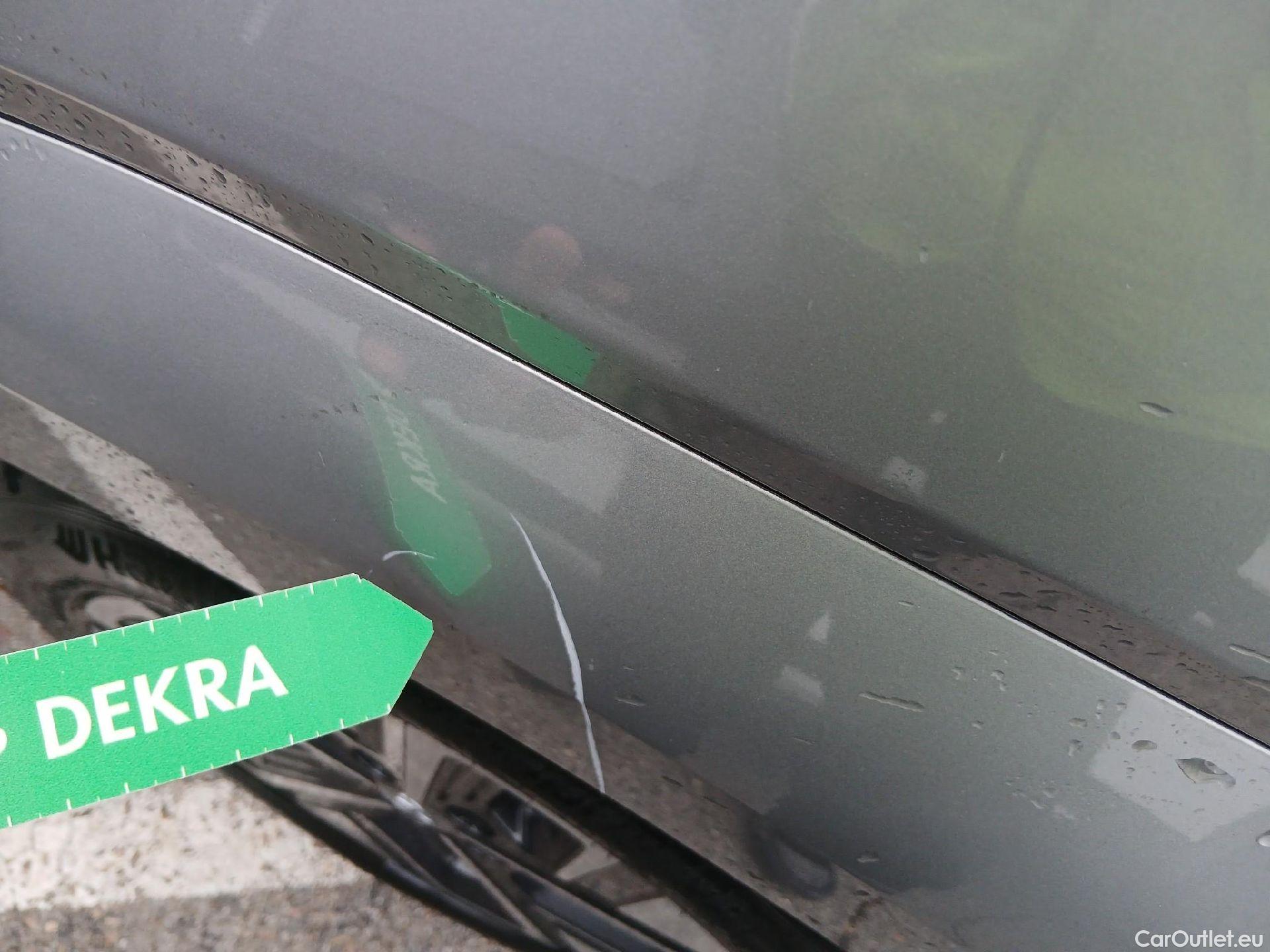  Hyundai  Konna HYUNDAI Kona / 2020 / 5P / todoterreno 100kW EV Maxx #30