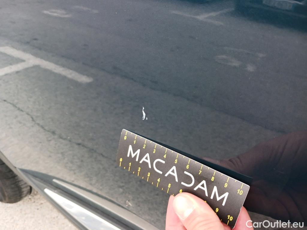  Peugeot  3008 PEUGEOT  / 2020 / 5P / todoterreno 1.5 BlueHDi 96kW (130CV) S&S Allure EAT8 #21