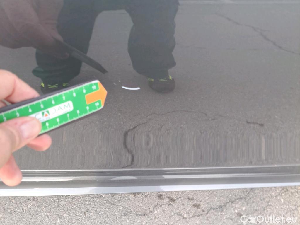  Mercedes  A-Klasse MERCEDES-BENZ Clase A / 2018 / 5P / berlina con portón A 250 e #21