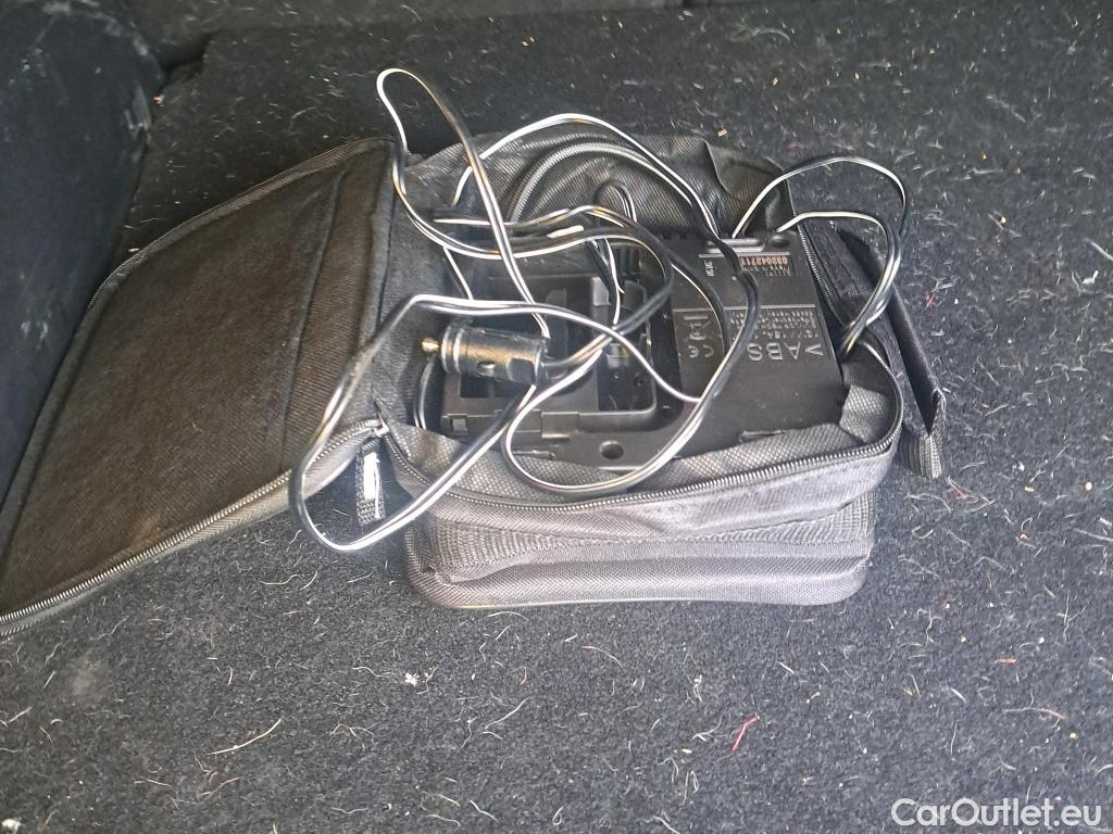  KIA  Sportage KIA  1.6MHEV Drive 100kW(136CV) 4x2(Crist Tintados)(CX) #11