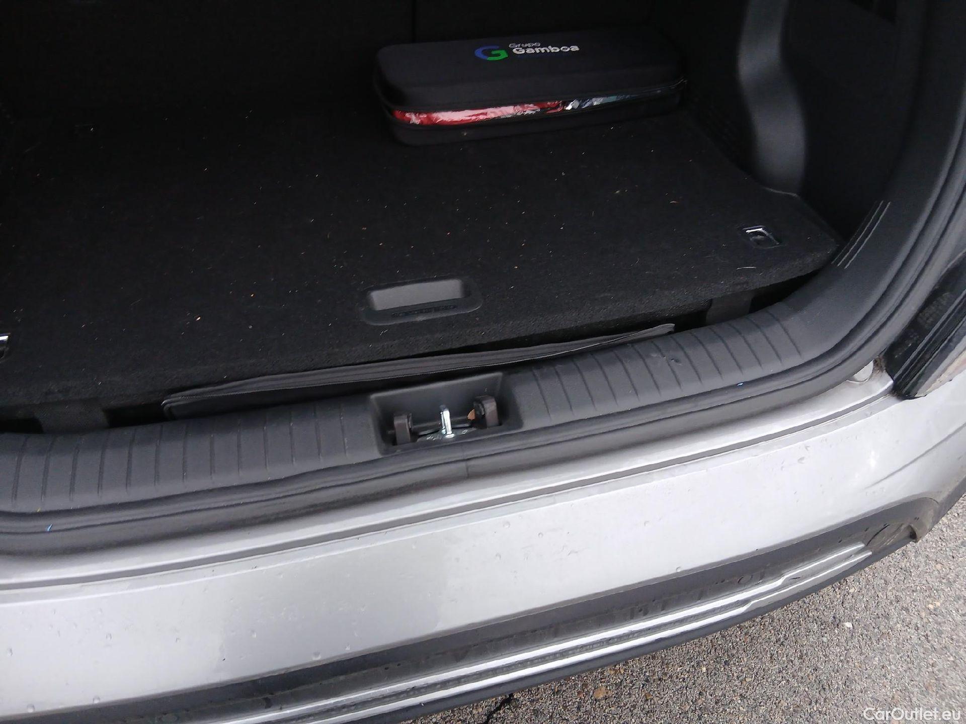  Hyundai  Konna HYUNDAI Kona / 2020 / 5P / todoterreno 100kW EV Maxx #4