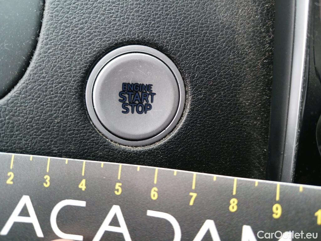  Hyundai  Tucson HYUNDAI  / 2020 / 5P / todoterreno 1.6 TGDI 169kW HEV Tecno Sky Auto #24