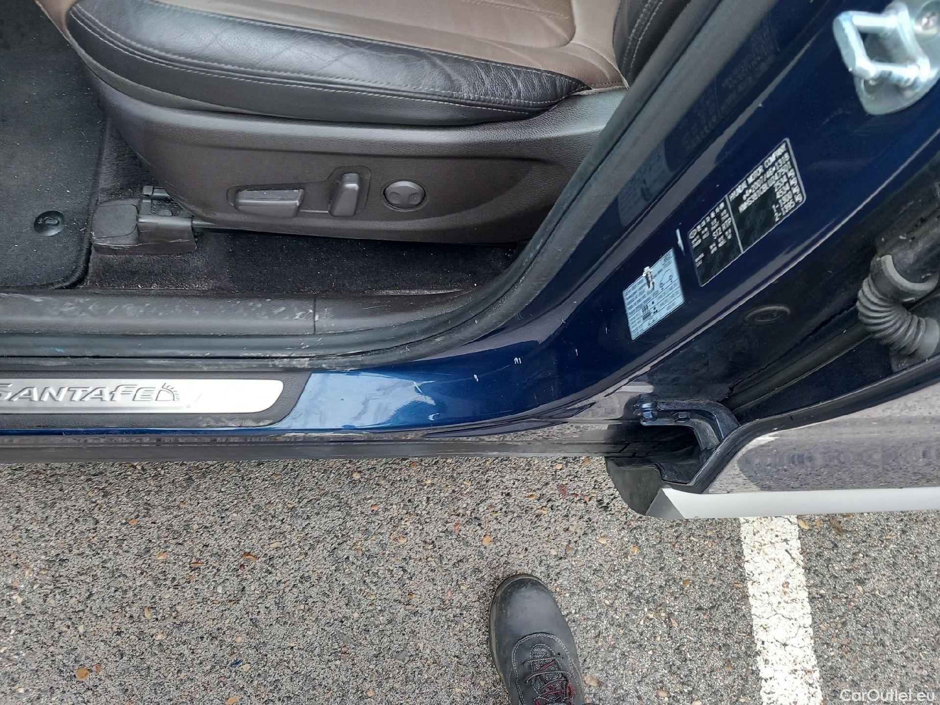  Hyundai  Santa Fe HYUNDAI  / 2018 / 5P / todoterreno 2.2 CRDi Tecno Auto 4x2 SR #15