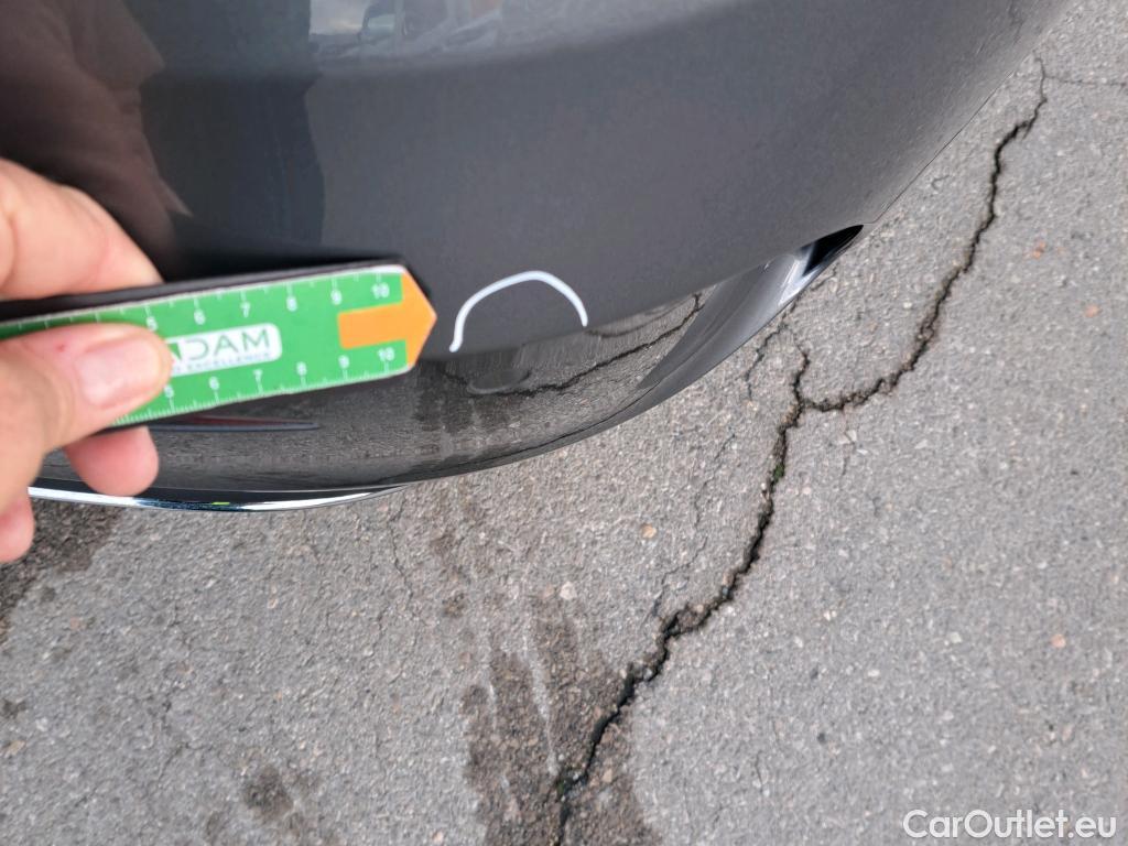  Mercedes  A-Klasse MERCEDES-BENZ Clase A / 2018 / 5P / berlina con portón A 250 e #14