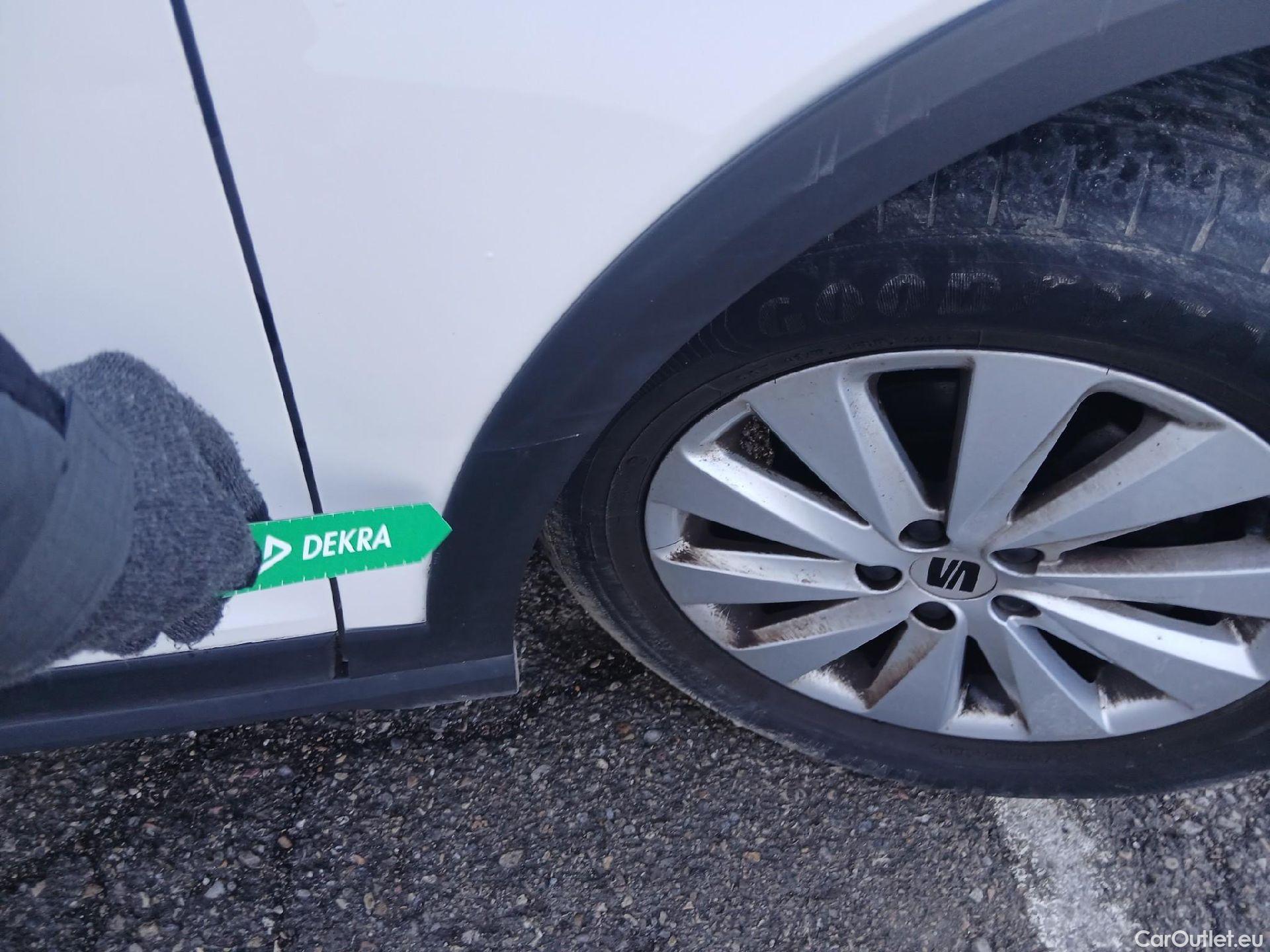  Seat  Arona SEAT  / 2017 / 5P / todoterreno 1.0 TSI 81kW (110CV) Style Plus (AC) #23