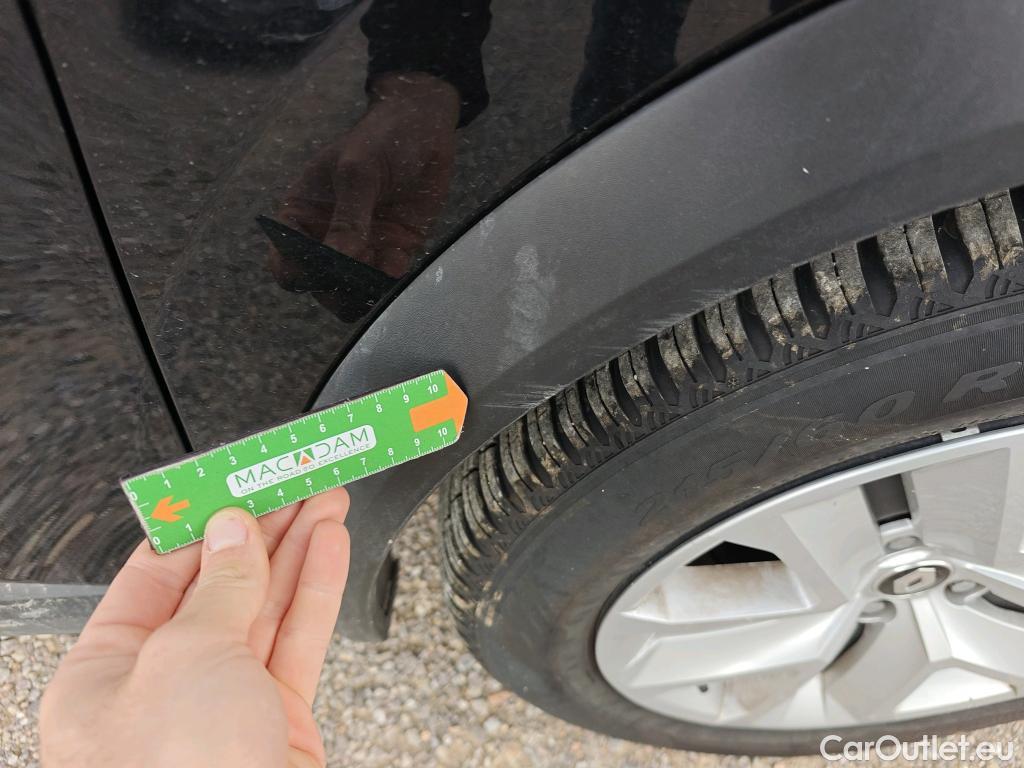  Renault  Captur RENAULT  / 2020 / 5P / todoterreno Intens TCe 90 #37