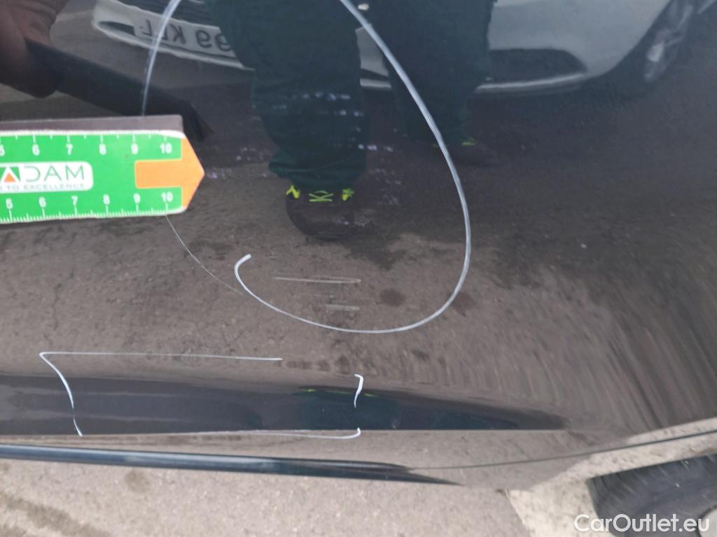  Seat  Ibiza SEAT  / 2017 / 5P / berlina con portón 1.6 TDI 70kW (95CV) Style #3