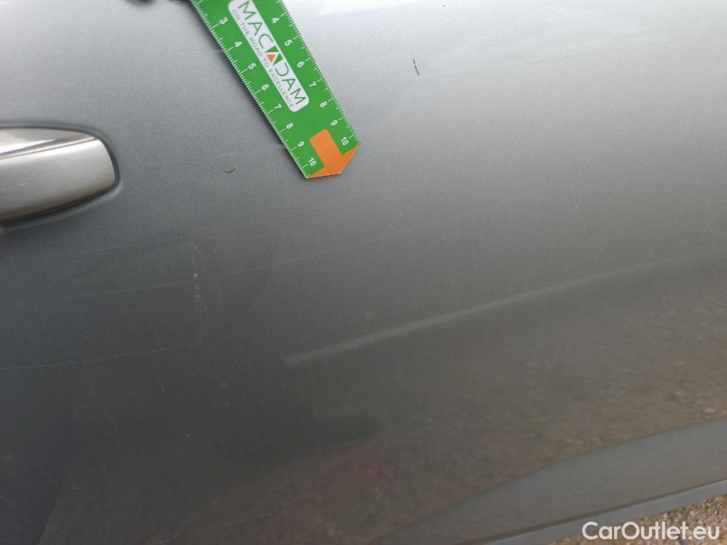  Renault  Megane RENAULT Mégane / 2020 / 5P / berlina con portón Equilibre Blue dCi 85 kW (115CV)-SS #15