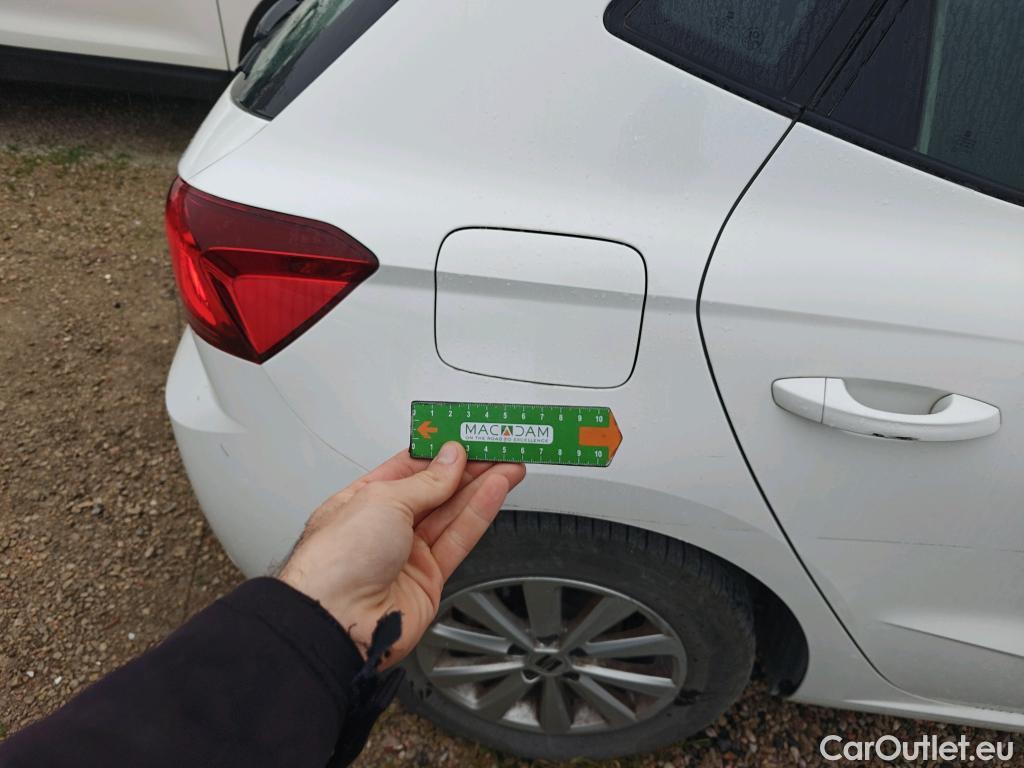  Seat  Ibiza SEAT  / 2017 / 5P / berlina con portón 1.0 TSI 81kW (110CV) Style Plus(SP) #1