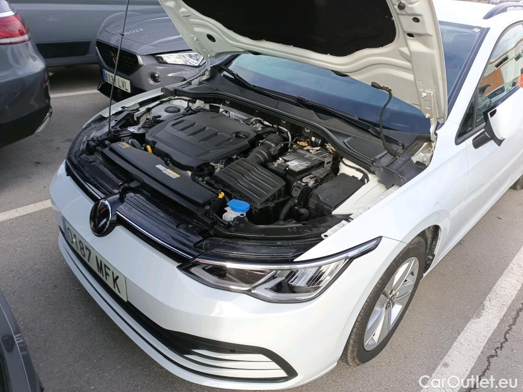  Volkswagen  Golf  VOLKSWAGEN / 2020 / 5P / familiar 2.0 TDI 85kW (115CV) DSG Variant #14
