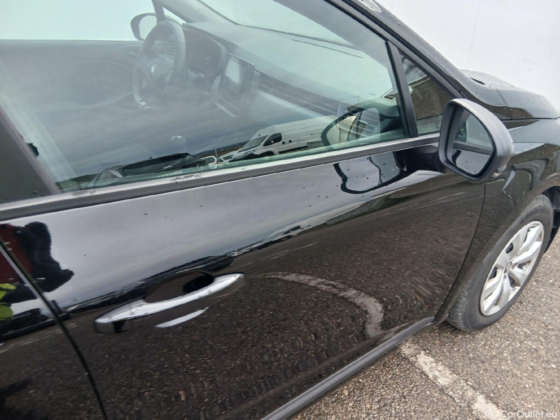  Renault  Clio RENAULT  / 2019 / 5P / berlina con portón Business Blue dCi 74kW (100CV) #29