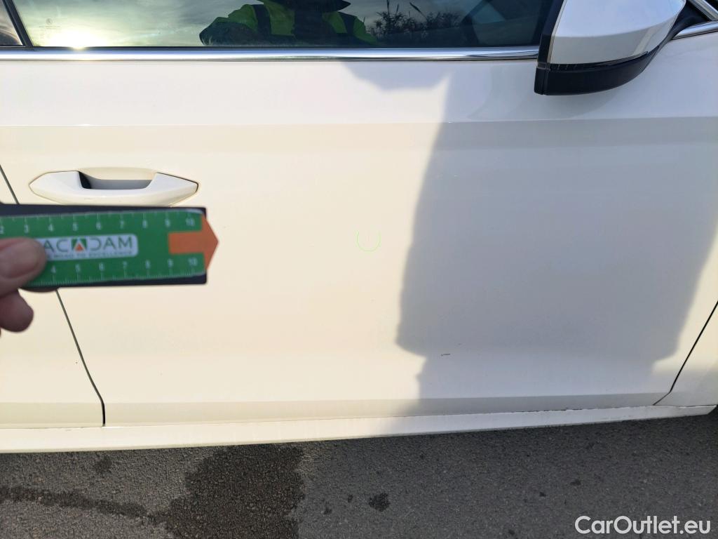  Skoda  Octavia SKODA  / 2020 / 5P / familiar Combi 2.0 TDI 110kW (150CV) DSG Style #39