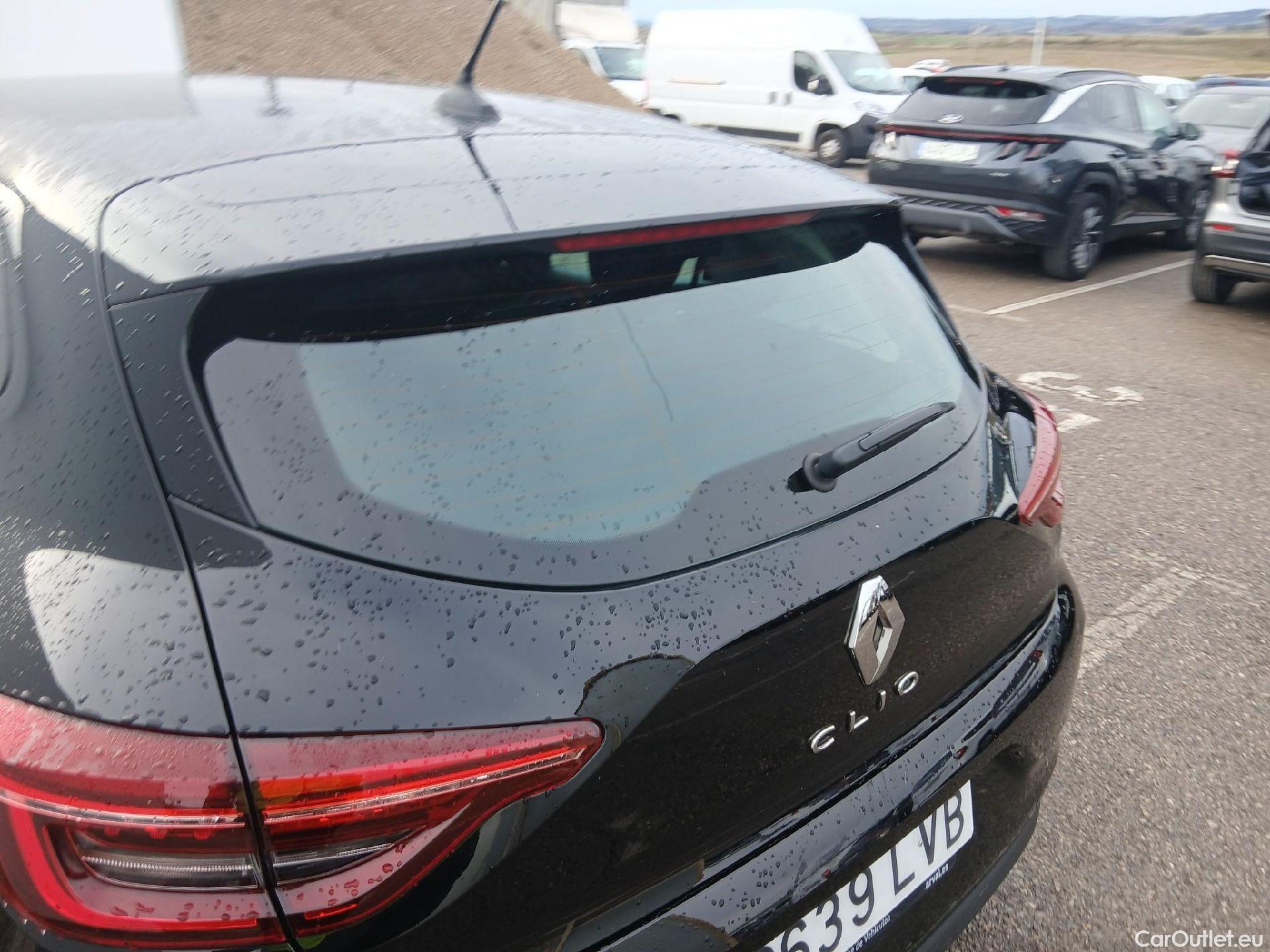  Renault  Clio RENAULT  / 2019 / 5P / berlina con portón Business Blue dCi 74kW (100CV) #17