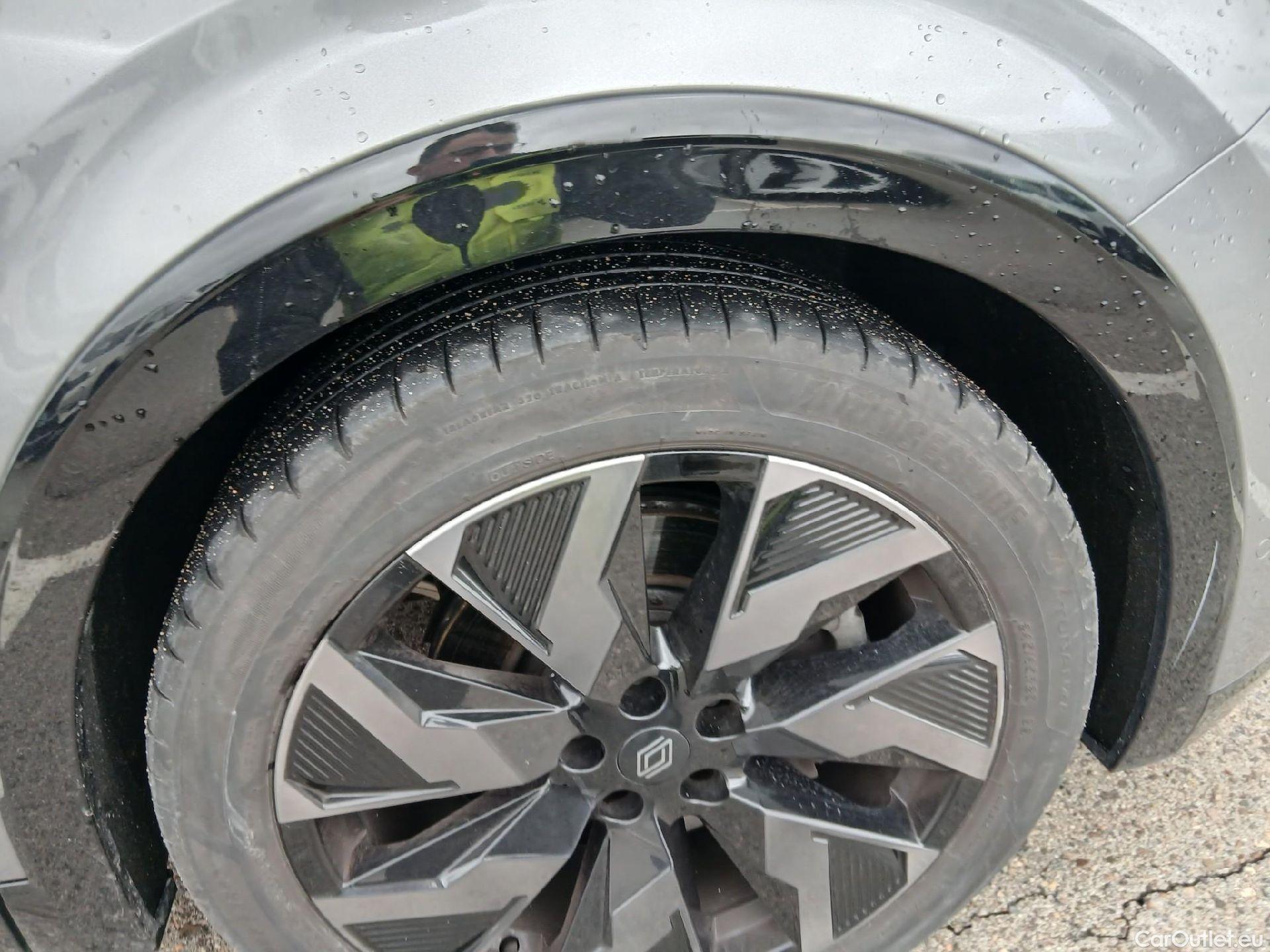  Renault  Austral RENAULT Rafale / 2024 / 5P / crossover Esprit Alpine E-Tech full hybrid 147kW #20