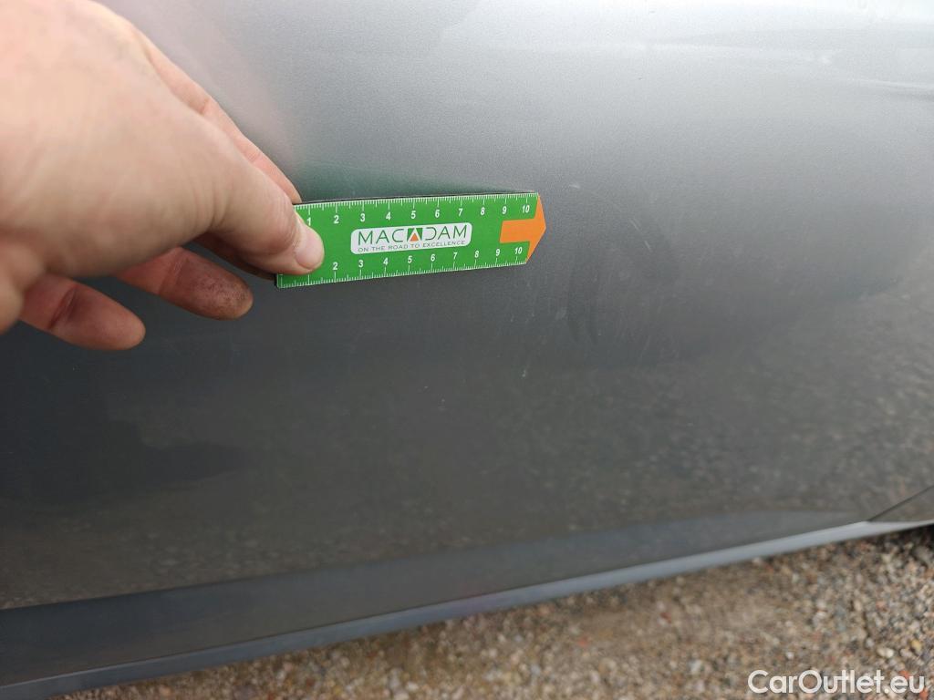  Renault  Megane RENAULT Mégane / 2020 / 5P / berlina con portón Equilibre Blue dCi 85 kW (115CV)-SS #6