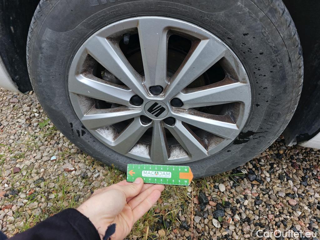  Seat  Ibiza SEAT  / 2017 / 5P / berlina con portón 1.0 TSI 81kW (110CV) Style Plus(SP) #13