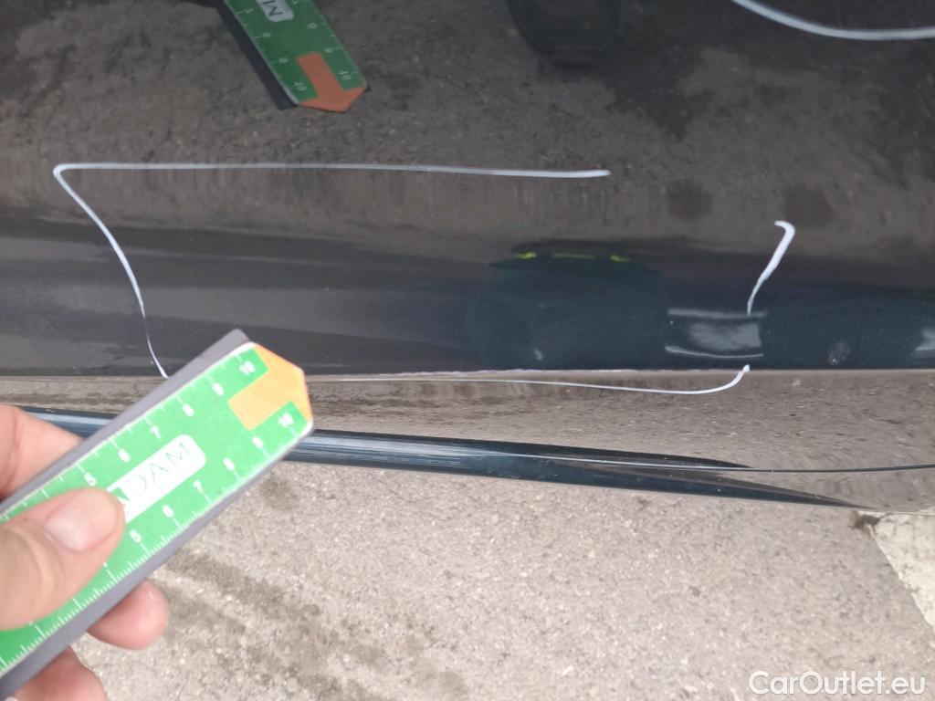  Seat  Ibiza SEAT  / 2017 / 5P / berlina con portón 1.6 TDI 70kW (95CV) Style #2