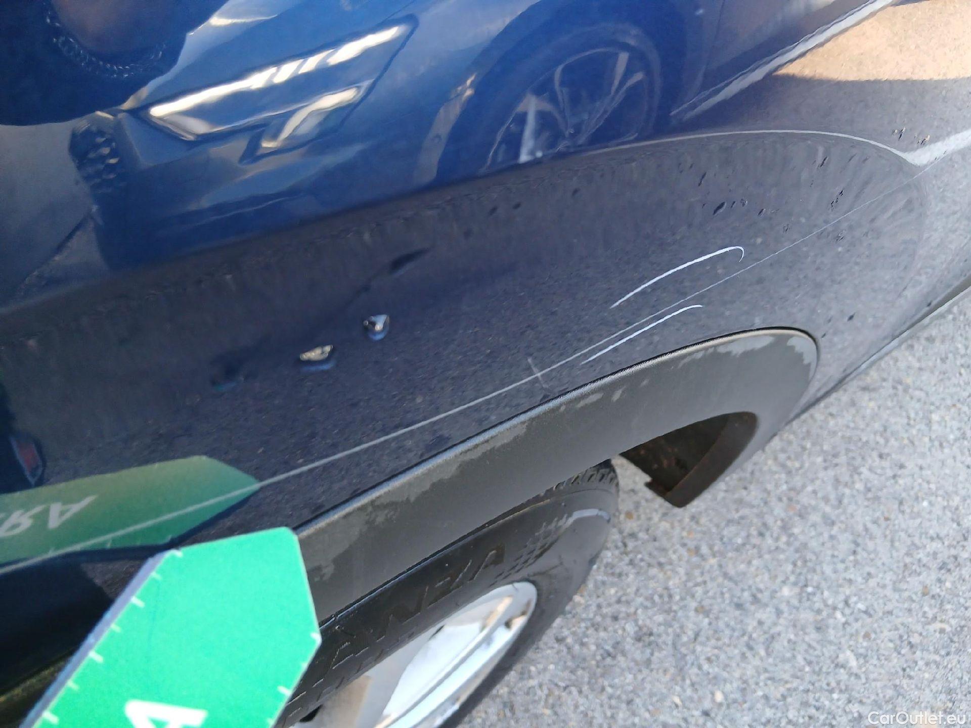  Renault  Kadjar RENAULT  / 2019 / 5P / crossover Intens Blue dCi 85kW (115CV) #7