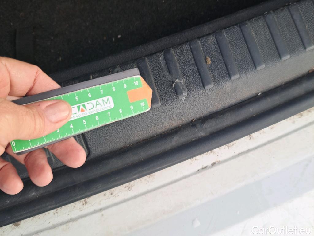  Skoda  Octavia SKODA  / 2020 / 5P / familiar Combi 2.0 TDI 110kW (150CV) DSG Style #19