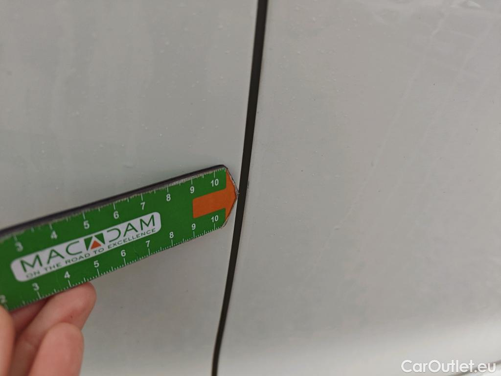  Seat  Ibiza SEAT  / 2017 / 5P / berlina con portón 1.0 TSI 81kW (110CV) Style Plus(SP) #48