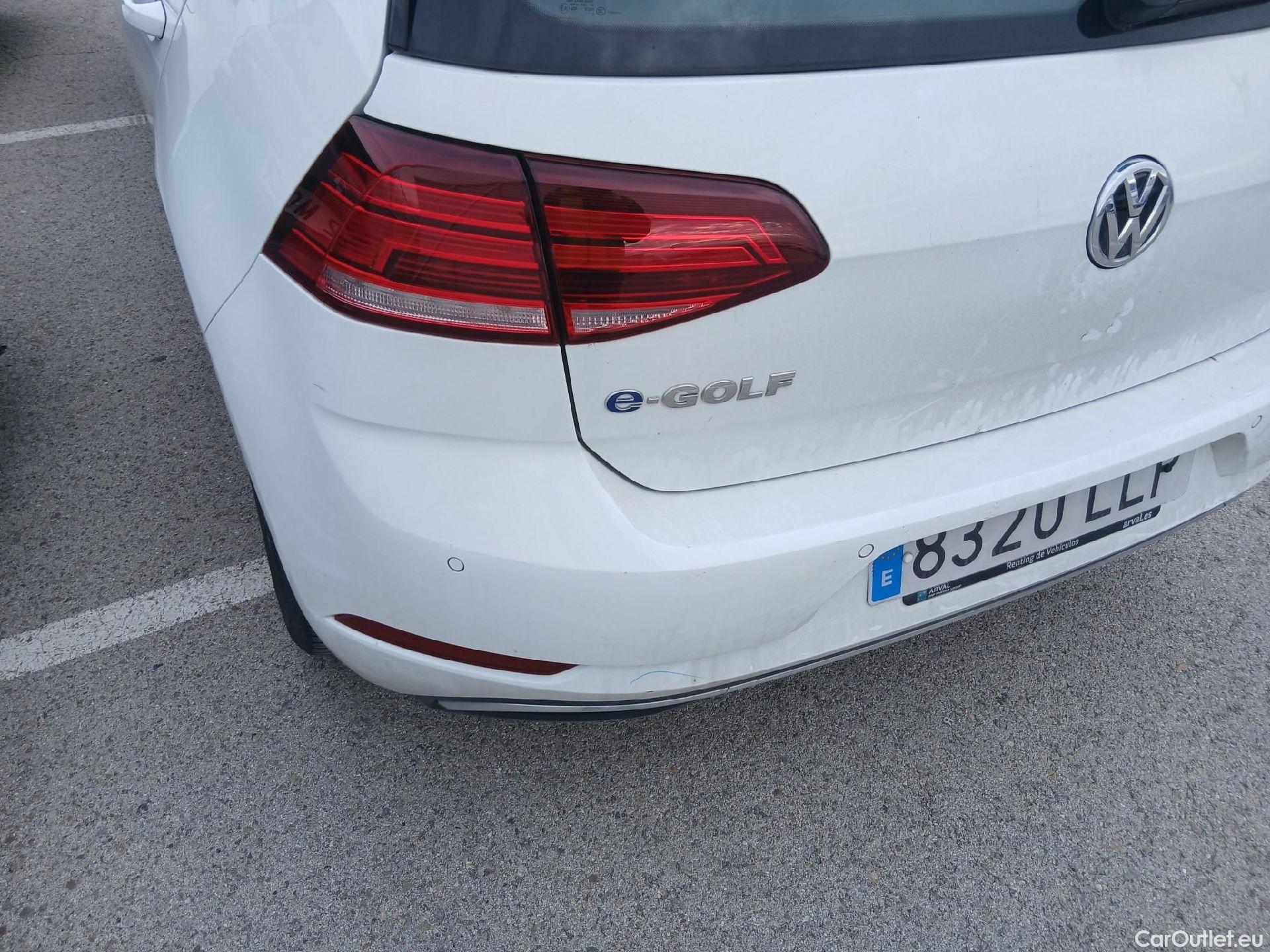  Volkswagen  Golf  VOLKSWAGEN / 2016 / 5P / berlina con portón ePower 110 kW (136CV) #6