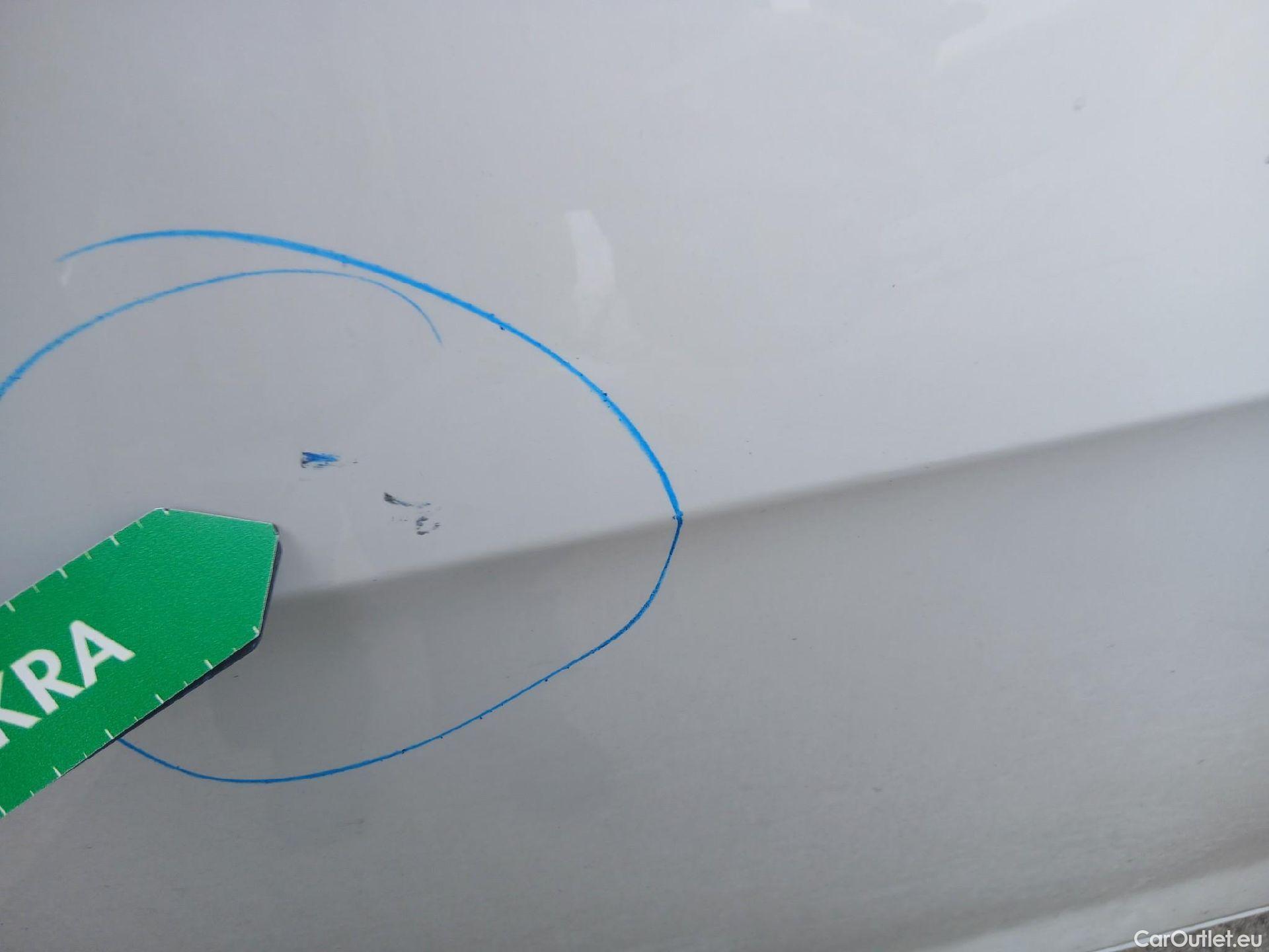  Volkswagen  Golf  VOLKSWAGEN / 2016 / 5P / berlina con portón ePower 110 kW (136CV) #4