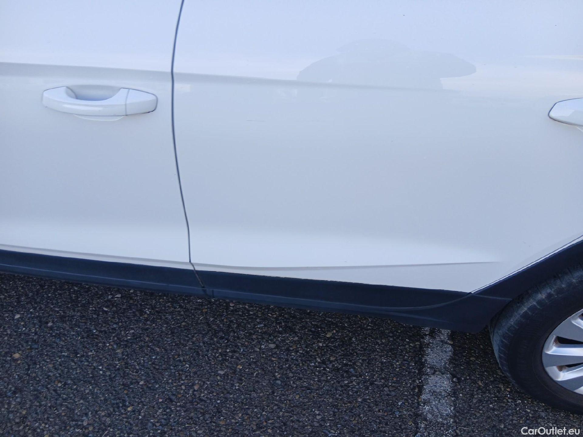  Seat  Arona SEAT  / 2017 / 5P / todoterreno 1.0 TSI 81kW (110CV) Style Plus (AC) #4