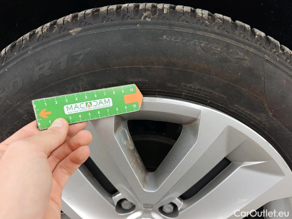  Renault  Captur RENAULT  / 2020 / 5P / todoterreno Intens TCe 90 #35