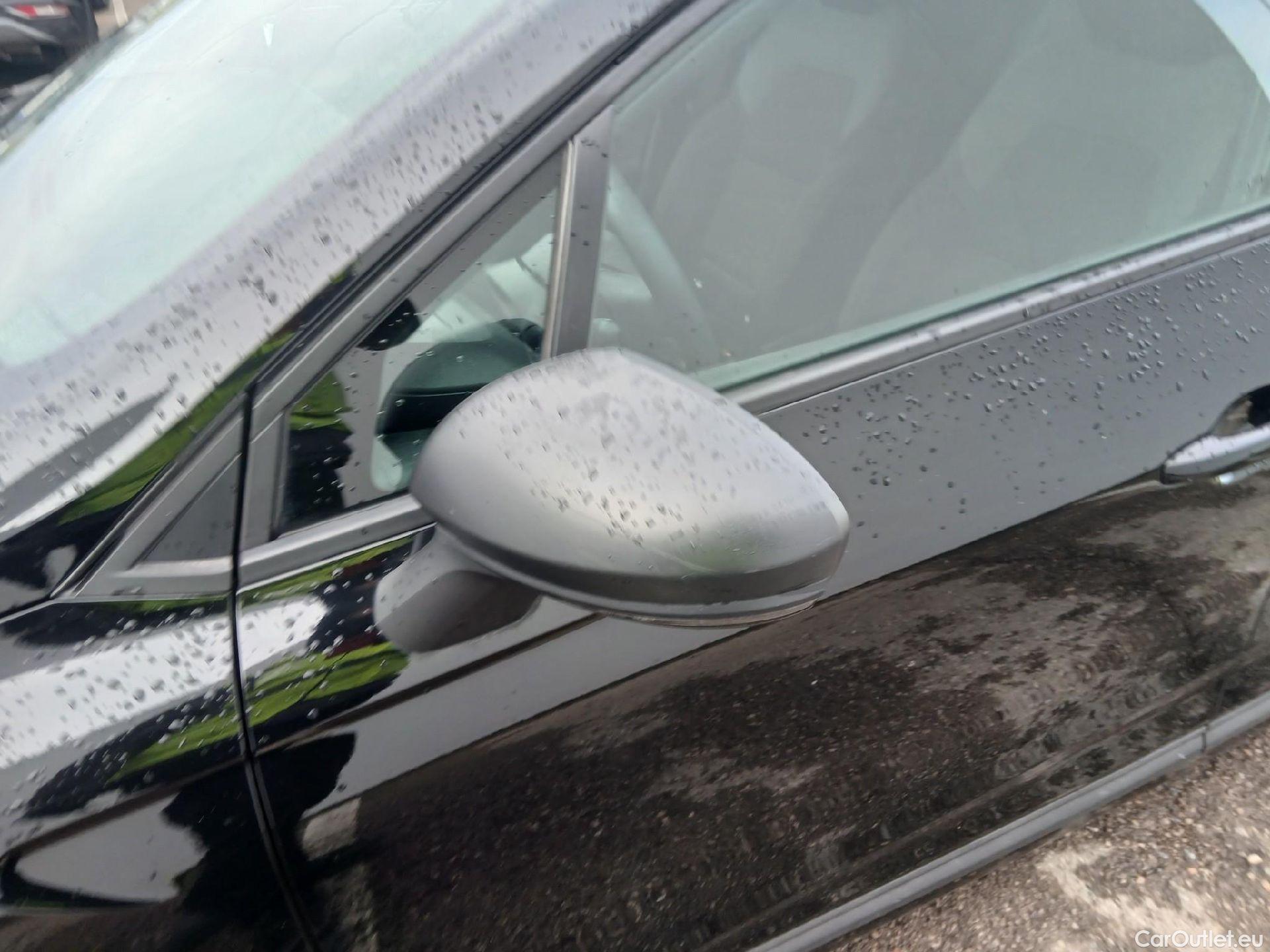  Renault  Clio RENAULT  / 2019 / 5P / berlina con portón Business Blue dCi 74kW (100CV) #9