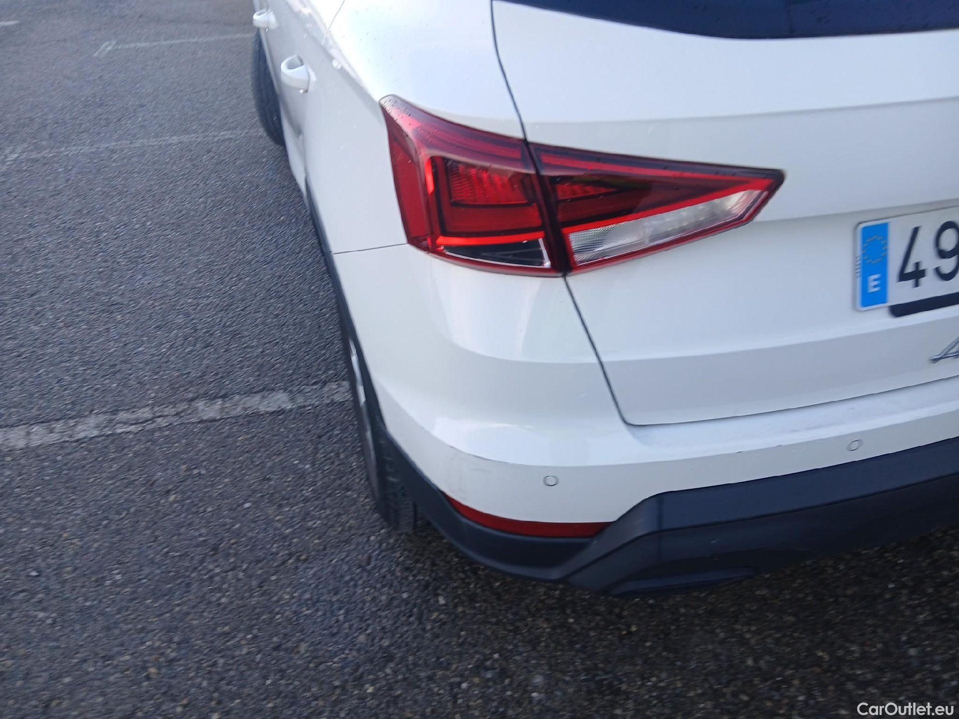  Seat  Arona SEAT  / 2017 / 5P / todoterreno 1.0 TSI 81kW (110CV) Style Plus (AC) #8