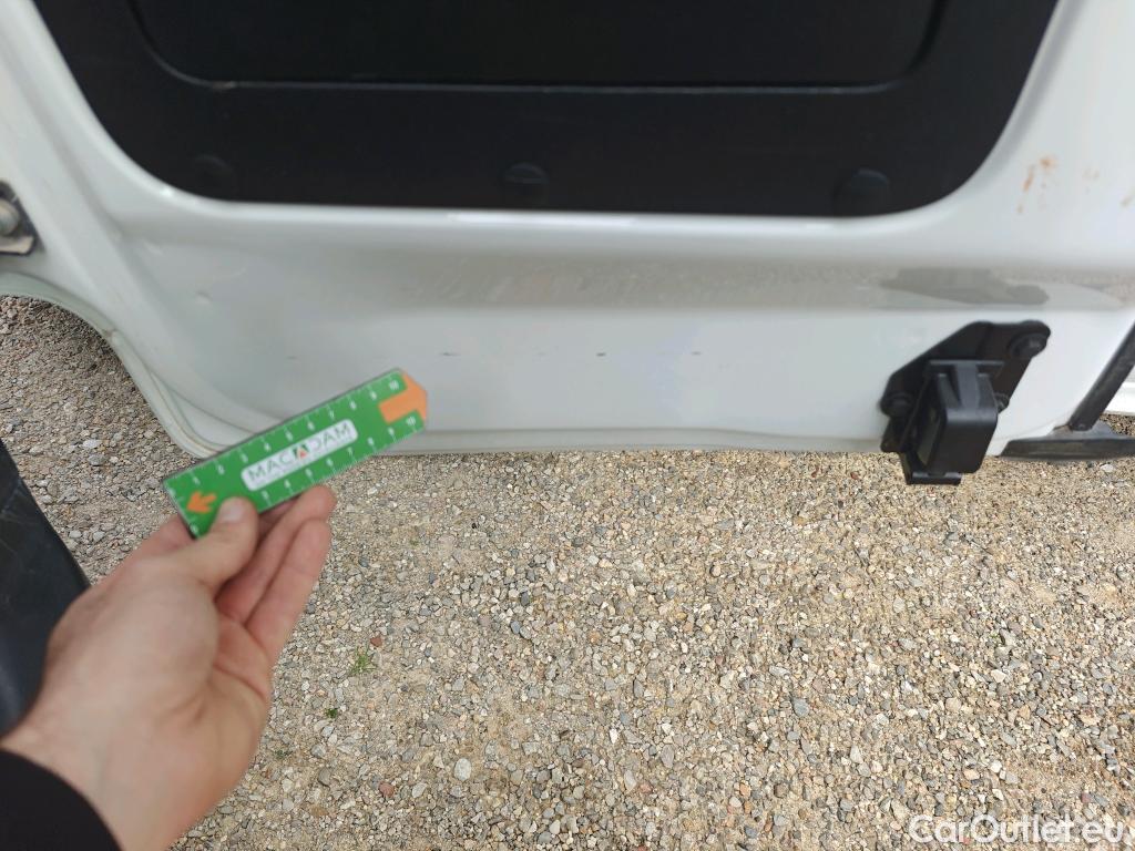  Citroen  Berlingo CITROEN  / 2018 / 5P / monovolumen compacto Talla M BlueHDi 100 S&S LIVE PACK #26