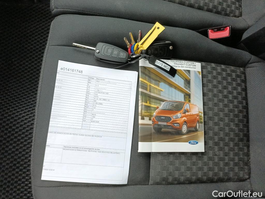  Ford  Transit FORD  Custom / 2012 / 4P / furgón 340 L1 Van Trend Plug-in Hybrid 92,9 kW #26