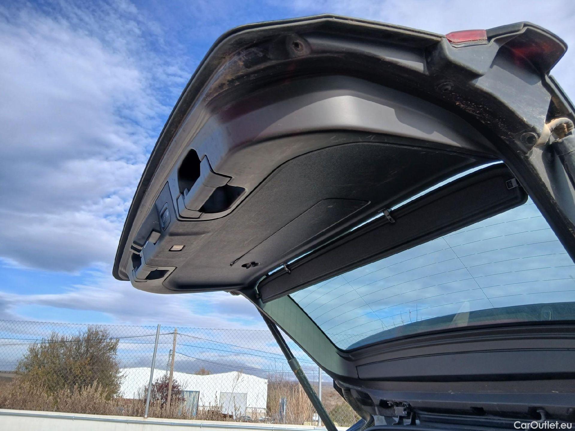  Volvo  XC60 VOLVO  / 2017 / 5P / todoterreno 2.0 T6 AWD Recharge Inscription Auto #24